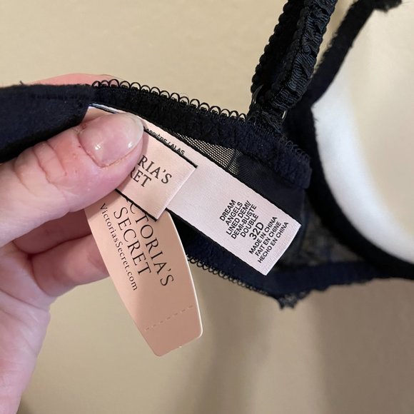 NWT Victoria’s Secret Dream Angels Floral Swiss Dot Lace Lightly Lined Demi Bra - Picture 8 of 9